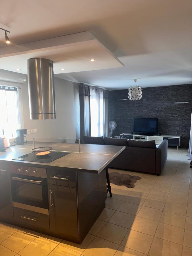 Superbe Appartement Tout Equipe Avec Parking. Marsilia Exterior foto